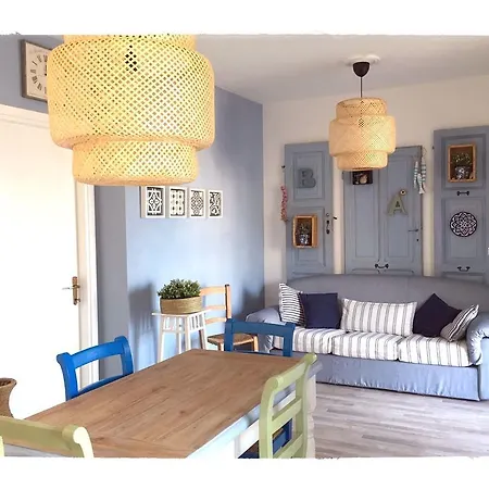 Finestra Sul Appartamento *